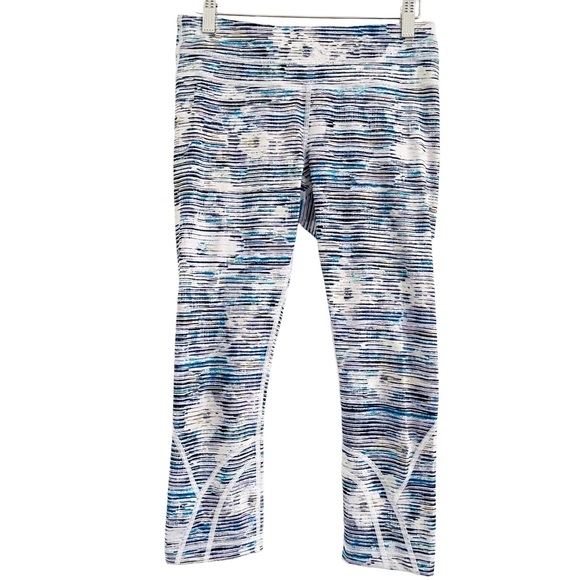 Lululemon Inspire Crop Blurry Belle Leggings 6 - Picture 4 of 15